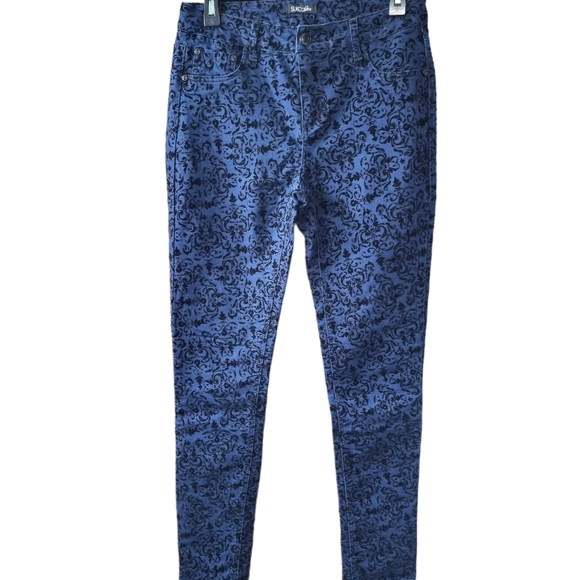 Embossed Suko Denim Jeans - Picture 1 of 8